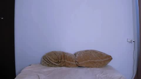 hi Im Mina  online show from September 2025 01:27:01 AM