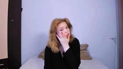 hi Im Mina  online show from September 2025 01:38:02 AM