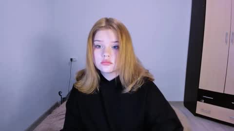 hi Im Mina  online show from November 2025 01:49:02 AM