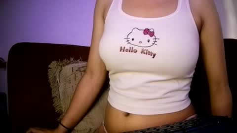 Snapshot of mina_smithx chatting on May 2026 03:52:02 PM mina smith online show from May 2026 03:52:02 PM