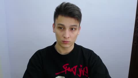 MINATO online show from December 2024 11:31:02 PM