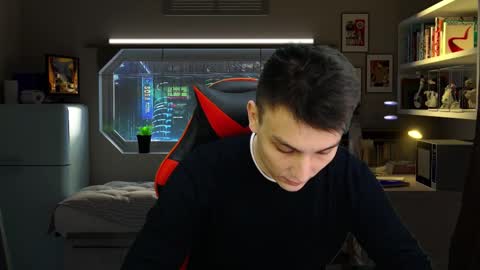 MINATO online show from November 2025 02:39:02 PM