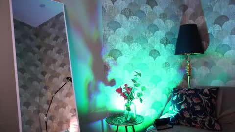 Frances  Next streams Thu Fri Sat 8am -  4pm GMT3 online show from April 2026 05:33:02 AM