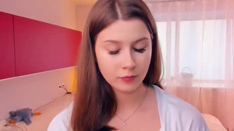 Mindi online show from November 2025 07:08:02 AM