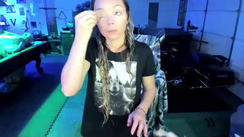 Snapshot of mindymars chatting on February 2025 03:53:02 PM Mindy Mars online show from February 2025 03:53:02 PM