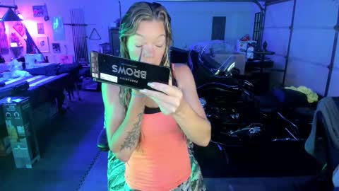 Snapshot of mindymars chatting on October 2025 02:49:01 PM Mindy Mars online show from October 2025 02:49:01 PM