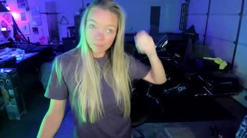 Snapshot of mindymars chatting on October 2025 02:30:02 PM Mindy Mars online show from October 2025 02:30:02 PM