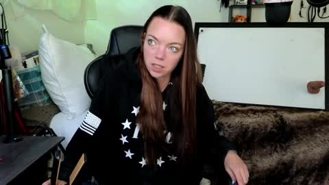 Mindy Mars online show from April 2026 02:50:01 PM