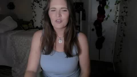 Snapshot of mindymounds chatting on July 2026 06:28:02 AM Mindy online show from July 2026 06:28:02 AM