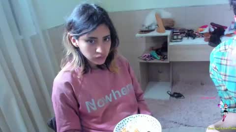 Amber online show from September 2025 07:59:01 PM