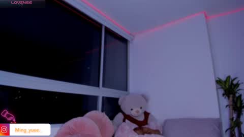 My name is Fer Nice to meet you  give it a thumbs up please its important online show from February 2025 05:48:01 AM