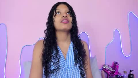 Mingie online show from November 2025 11:54:01 AM