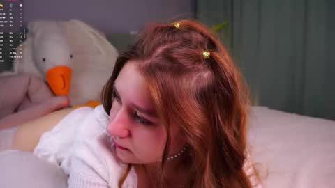 Snapshot of minhgrow chatting on February 2026 01:46:01 AM Mary online show from February 2026 01:46:01 AM