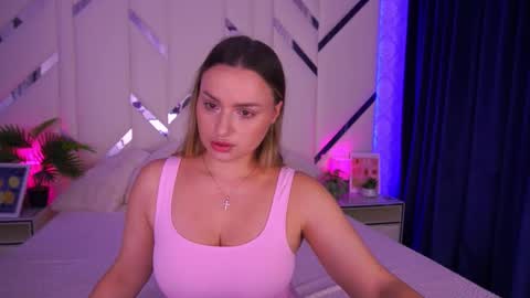 Snapshot of minifox_ chatting on October 2025 07:20:02 AM minifox_ online show from October 2025 07:20:02 AM