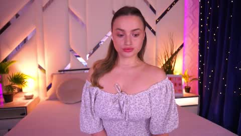 Snapshot of minifox_ chatting on March 2026 07:15:01 AM minifox_ online show from March 2026 07:15:01 AM