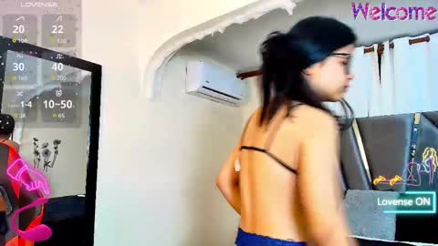 minilove_01 online show from January 2026 12:10:02 PM