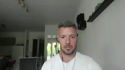 Snapshot of minka28 chatting on May 2026 05:19:01 PM minka28 online show from May 2026 05:19:01 PM