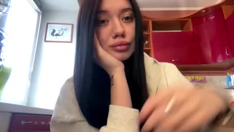 Snapshot of minmee chatting on March 2026 01:21:01 AM Asti online show from March 2026 01:21:01 AM