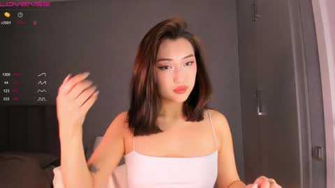 Snapshot of minnie_jin chatting on December 2024 02:12:01 PM minnie_jin online show from December 2024 02:12:01 PM