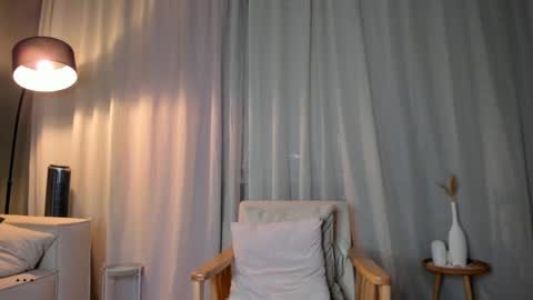 Snapshot of minnie_jin chatting on November 2025 01:59:02 PM minnie_jin online show from November 2025 01:59:02 PM