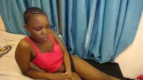 Lila online show from November 2025 08:41:01 PM