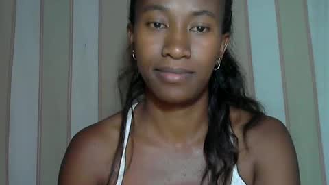 minouch211907 online show from February 2025 10:37:01 PM