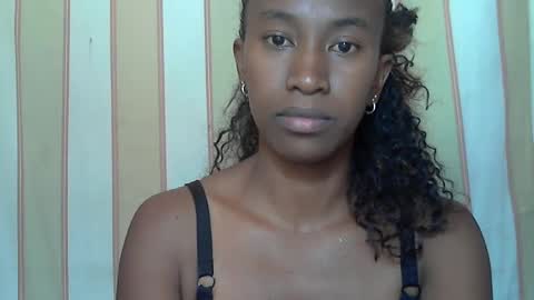 minouch211907 online show from February 2025 11:11:02 AM