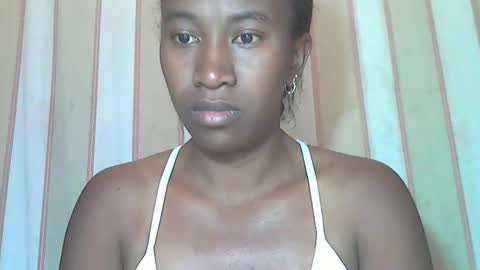 minouch211907 online show from September 2025 09:43:01 AM