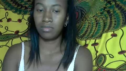 minouch211907 online show from September 2025 01:46:02 PM