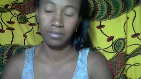 minouch211907 online show from September 2025 06:11:02 PM