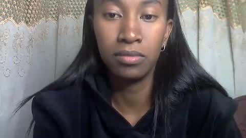 minouch211907 online show from June 2026 07:08:02 PM