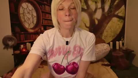 Snapshot of minxtessarae chatting on July 2026 01:57:01 AM Tessa Rae online show from July 2026 01:57:01 AM