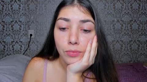 Mira online show from October 2025 09:05:02 PM