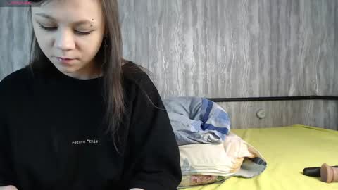 mira_one_ online show from April 2026 11:08:02 AM