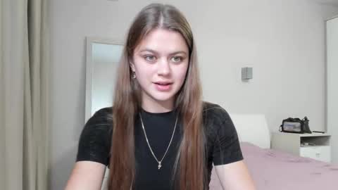 Mira online show from November 2025 08:08:01 PM