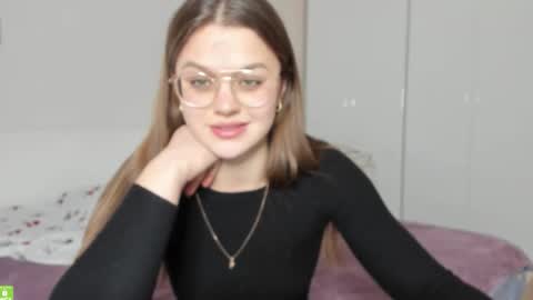 Mira online show from December 2025 08:47:02 PM