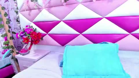 mirabella_miller online show from September 2025 01:54:02 PM