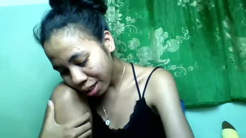 Snapshot of mirah881 chatting on May 2026 06:49:02 PM mirah881 online show from May 2026 06:49:02 PM