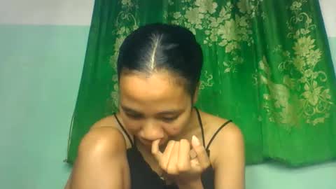 Snapshot of mirah881 chatting on June 2026 06:03:02 AM mirah881 online show from June 2026 06:03:02 AM