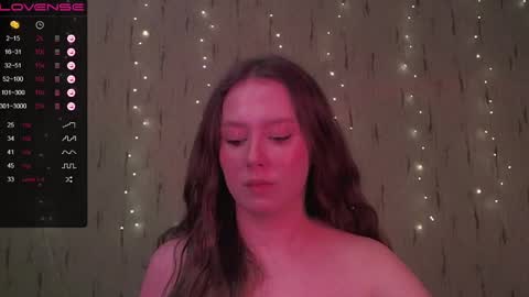 Kira online show from December 2024 07:01:01 PM