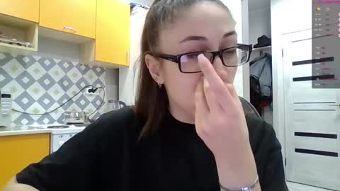 MIRANDA online show from November 2025 11:43:02 AM