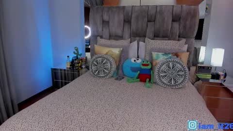 Snapshot of mirandacollins_ chatting on February 2025 12:14:01 AM Miranda online show from February 2025 12:14:01 AM