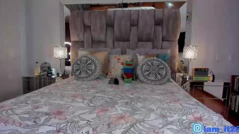 Snapshot of mirandacollins_ chatting on September 2025 11:49:01 PM Miranda online show from September 2025 11:49:01 PM