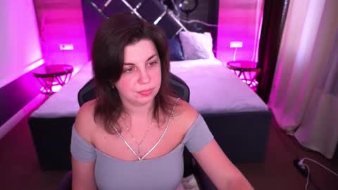 Miranda online show from October 2025 06:03:01 AM