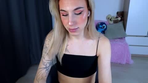 Snapshot of miraraid chatting on January 2026 11:32:02 PM miraraid online show from January 2026 11:32:02 PM