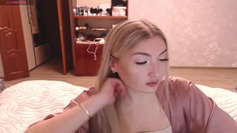 Snapshot of miraroy chatting on February 2026 03:15:02 PM Mira online show from February 2026 03:15:02 PM