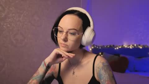 Snapshot of miraskyy chatting on July 2026 05:42:01 PM MiraSkyy online show from July 2026 05:42:01 PM