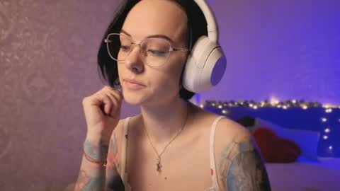 Snapshot of miraskyy chatting on August 2026 07:02:02 PM MiraSkyy online show from August 2026 07:02:02 PM