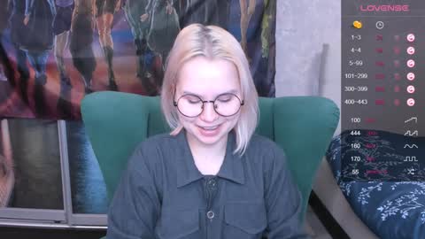 Kira online show from February 2025 09:45:02 PM