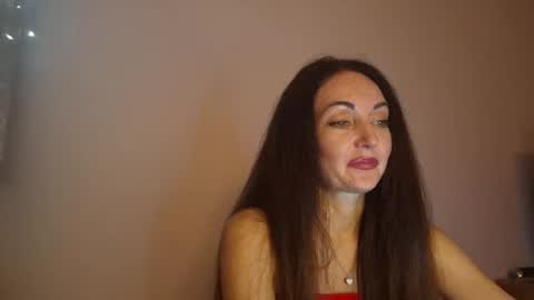 Snapshot of mirelisse chatting on June 2026 09:15:02 PM Christina online show from June 2026 09:15:02 PM
